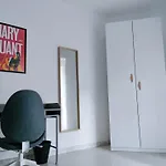 Large Apartment Well Connected To Roma Historic Center With Metro A, Ac, Wi-Fi